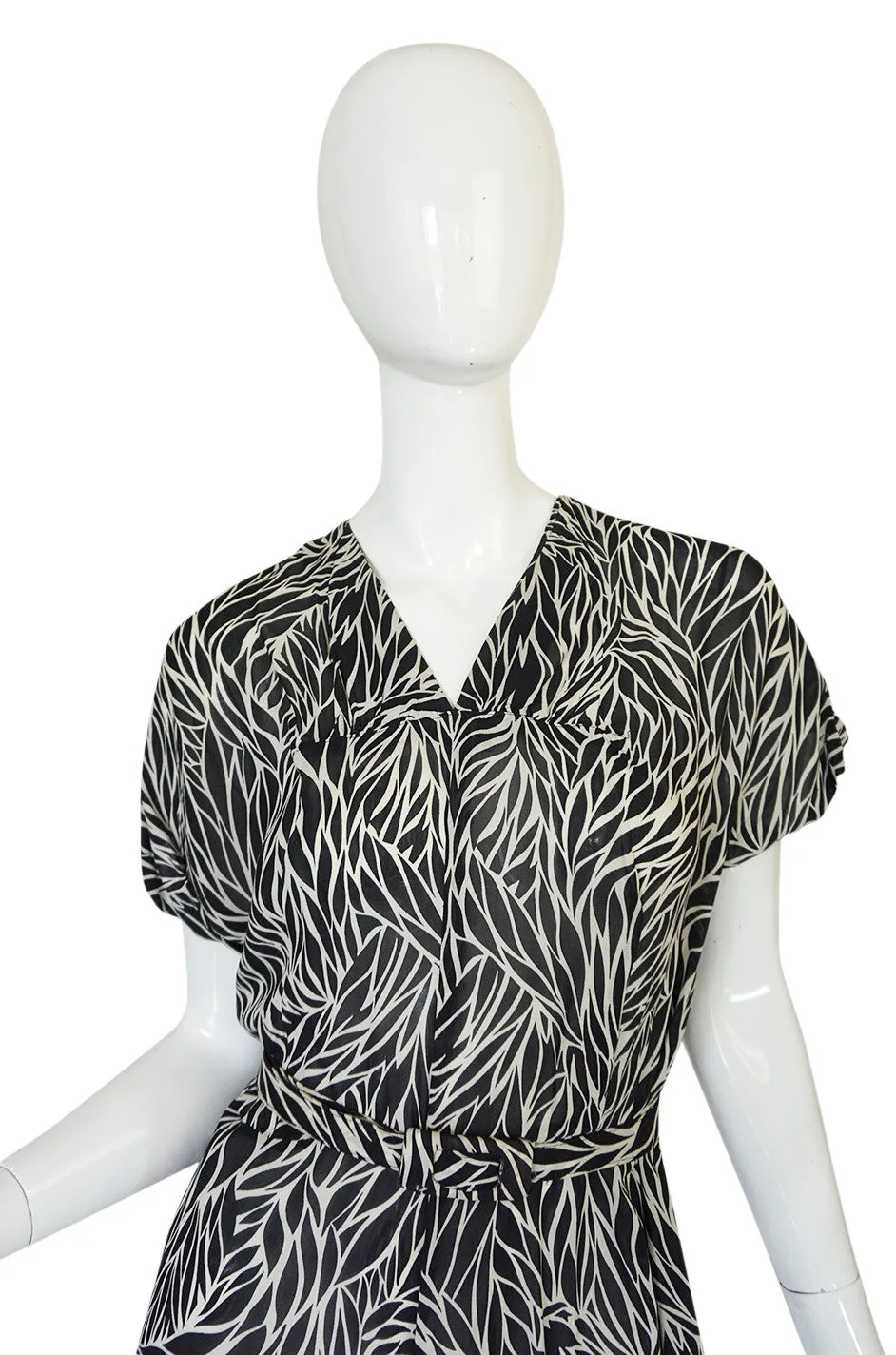 1940s Black & White Graphic Print Silk Chiffon Dress