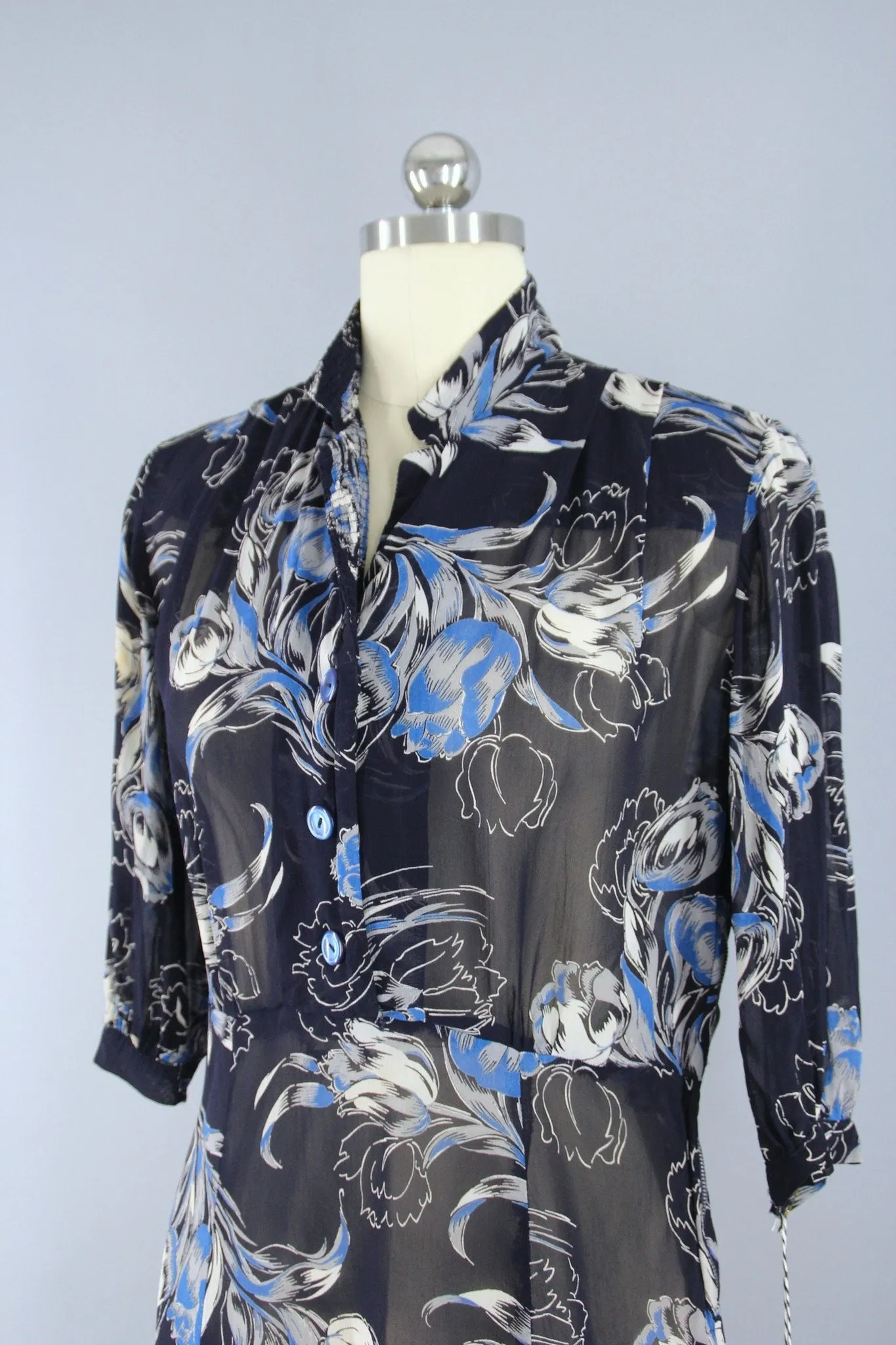 1940s Vintage Blue Floral Print Silk Chiffon Tunic Blouse