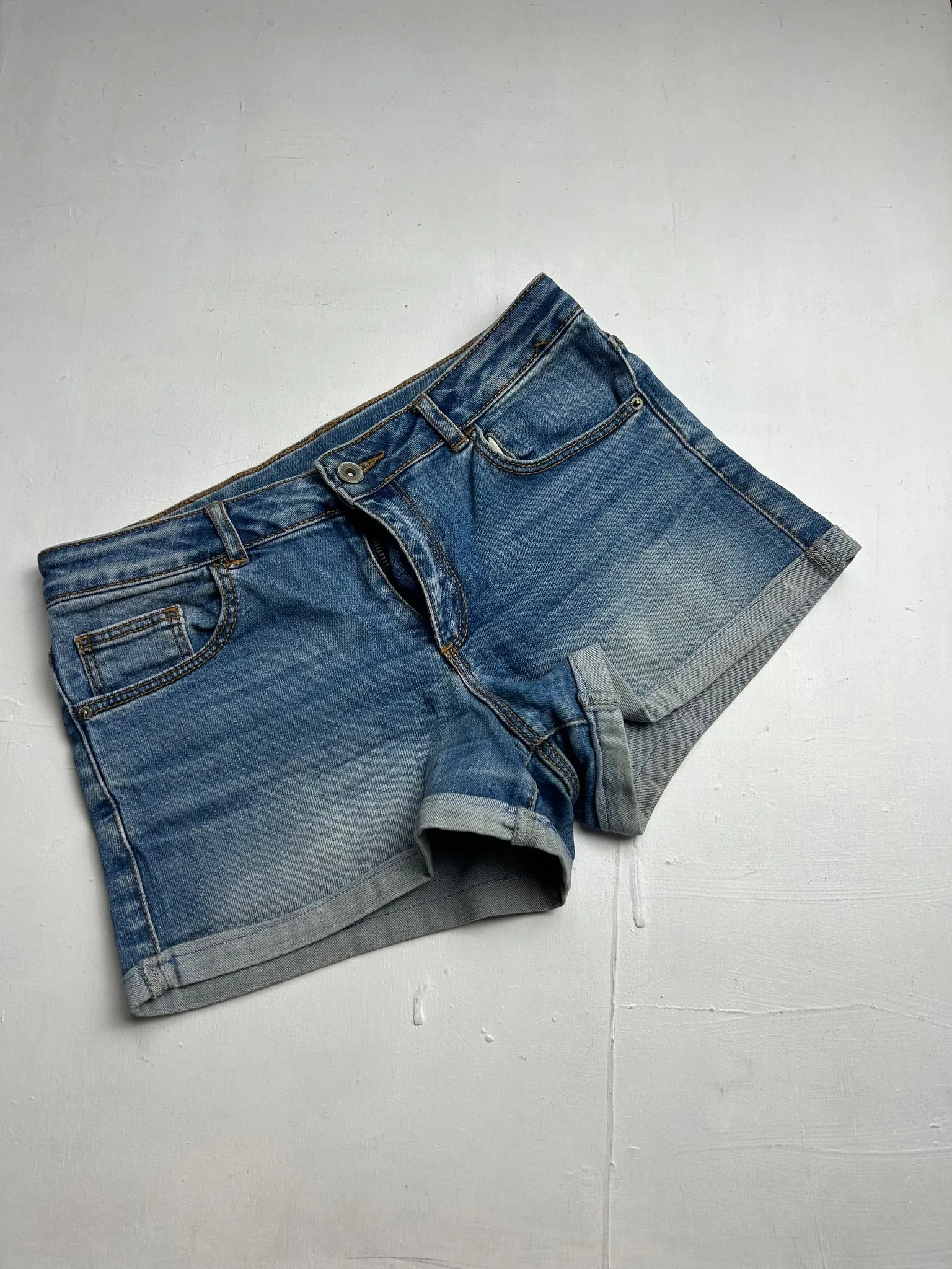 Baby blue denim low rise mini short (XS/S)