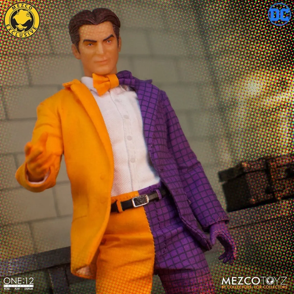 DC Comics Mezco One:12 Collective Batman vs Two-Face Boxed Set (Golden Age Edition)