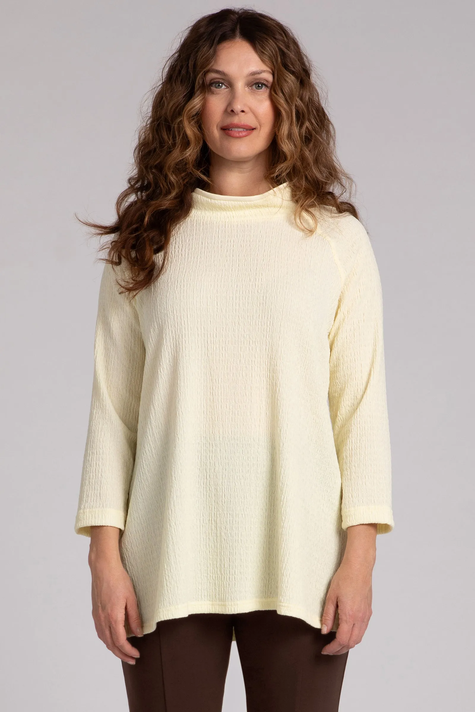 Popcorn Waffle Svelte Funnel Neck Tunic | Lemon Chiffon