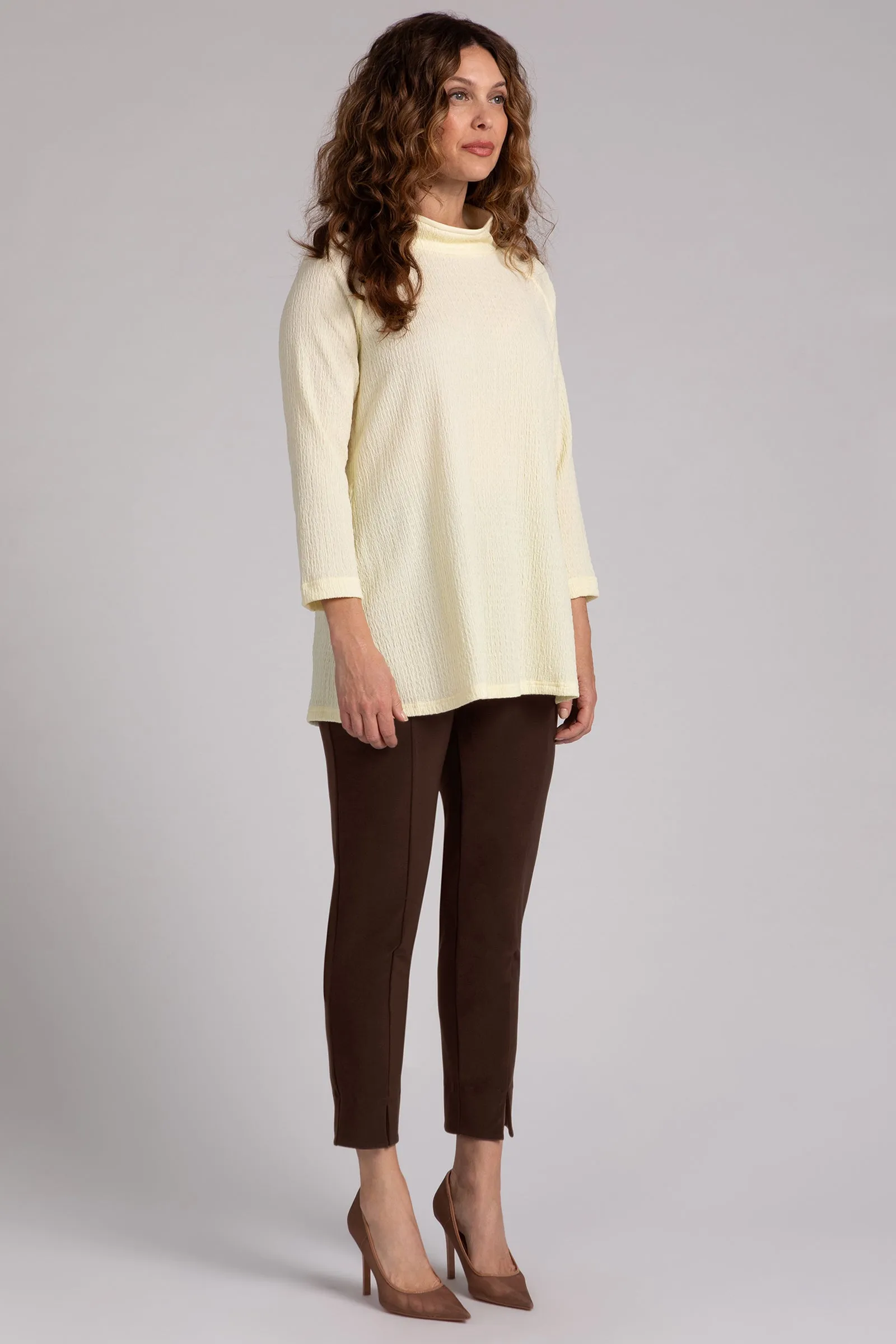 Popcorn Waffle Svelte Funnel Neck Tunic | Lemon Chiffon