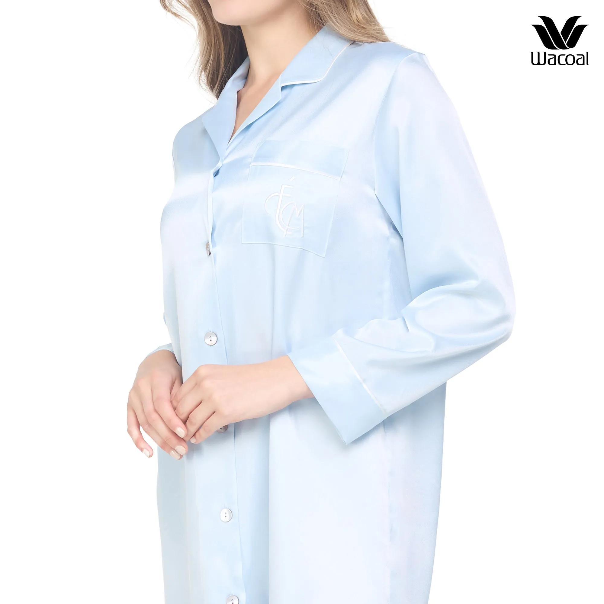 Wacoal Sleepwear ชุดนอนวาโก้ รูปแบบกระโปรง แขนยาว รุ่น WN6C77 สีฟ้าคราม (SM)