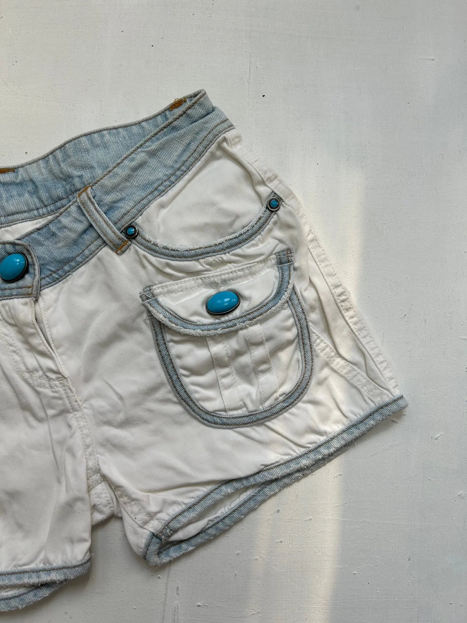 White & baby blue low rise mini short (S)